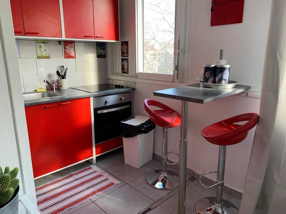 Appartement Parking Prive,T1 Bis, 10Mn Lyon Centre à Villeurbanne Extérieur photo